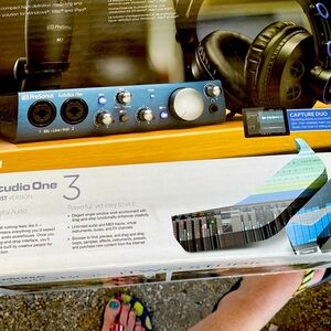 PreSonus Audiobox iTwo Studio